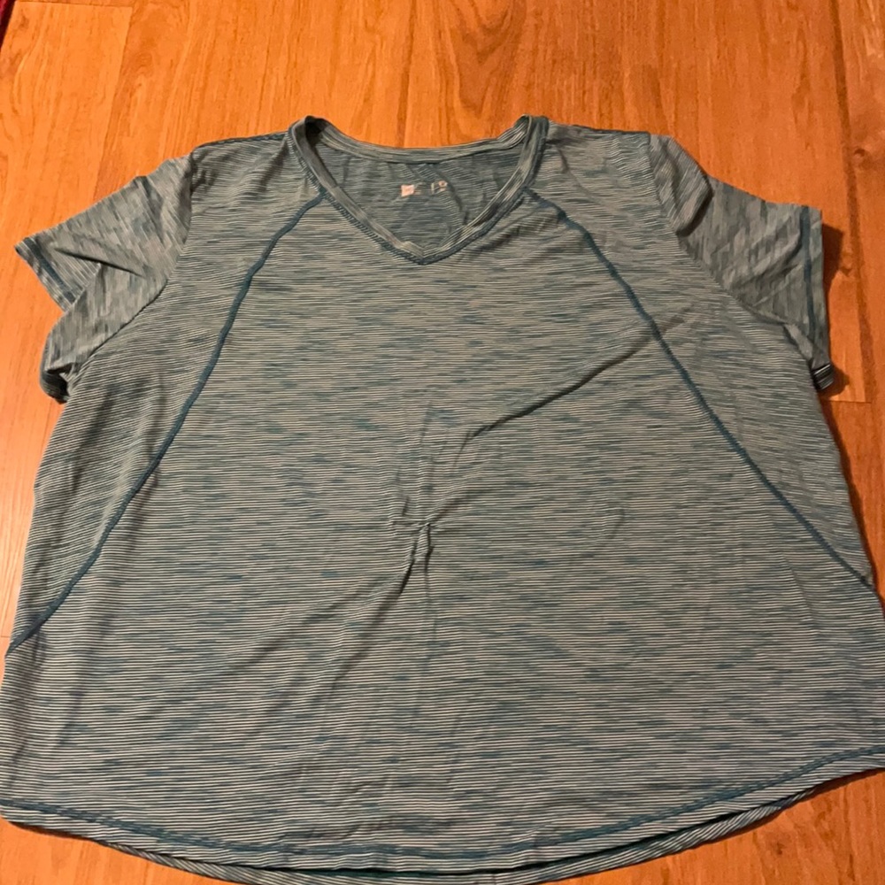 Very comfy women’s top